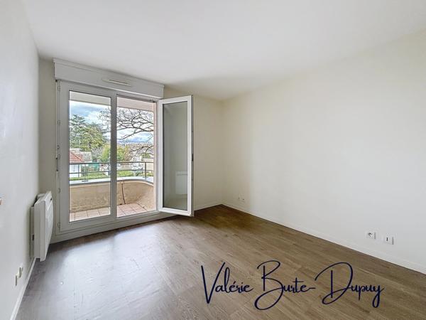 ORLEANS St Marceau à proximité d'Orléans centre, Appartement T2 47m2 avec terrasse et garage à vendre