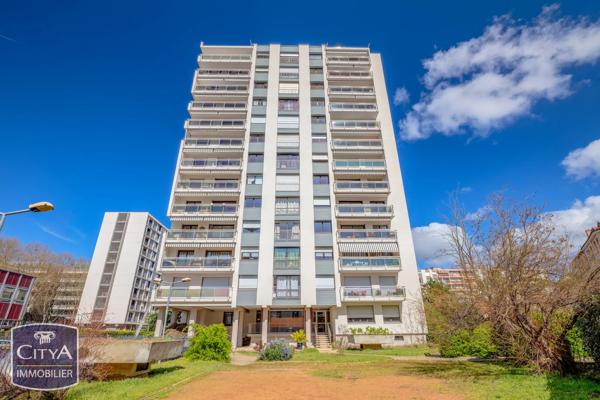 Appartement à vendre 5 pièces 106.5m²