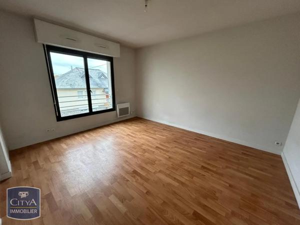 Appartement à louer 1 pièce 25.14m² Laval (53000)