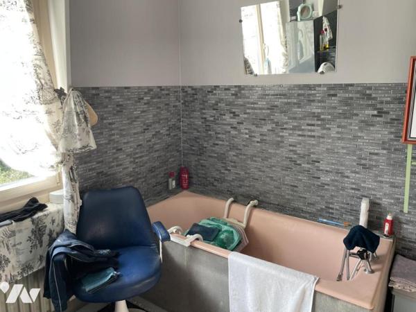 Maison avec 3 chambres, garage, jardin