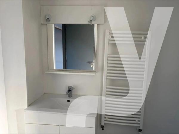 LÉOGNAN | Duplex avec mezzanine et 2 places de parking - 33850 Léognan - Réf 87499215