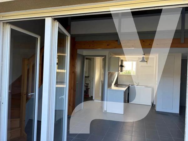 LÉOGNAN | Duplex avec mezzanine et 2 places de parking - 33850 Léognan - Réf 87499215