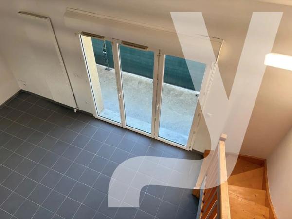 LÉOGNAN | Duplex avec mezzanine et 2 places de parking - 33850 Léognan - Réf 87499215