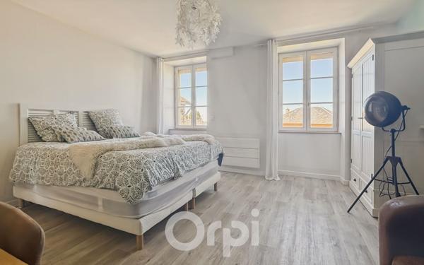 Maison à vendre    4 pièces • 131 m2 Laurière