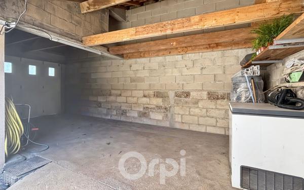 Maison à vendre    4 pièces • 131 m2 Laurière