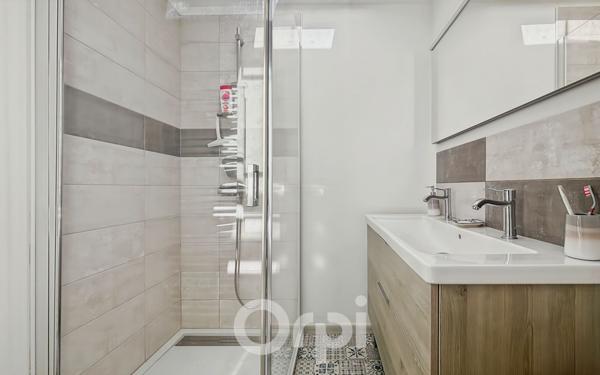 Maison à vendre    4 pièces • 131 m2 Laurière