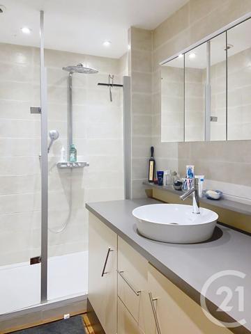 Appartement T3 à vendre  3 pièces - 70,67 m2 ST MALO - 35