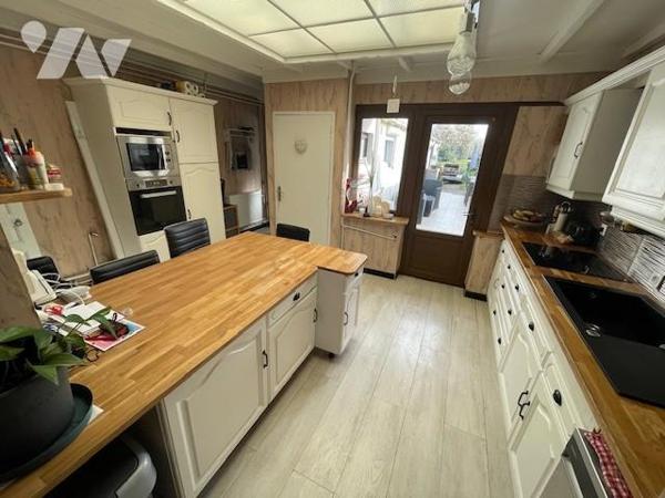 ESTAIRES MAISON 3 CHS JARDIN