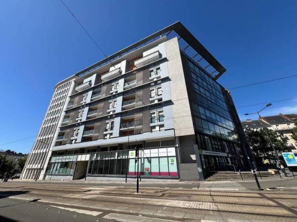 Appartement 3 pièces                                        - 44000 Nantes - VIARME Réf : 12023