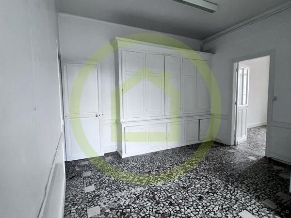 Entrepôts et Bureaux à ESCAUDOEUVRES (59161)