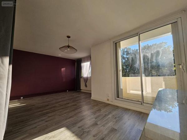 Appartement à louer à Mâcon en Saône-et-Loire (71000), ref : 008/2369