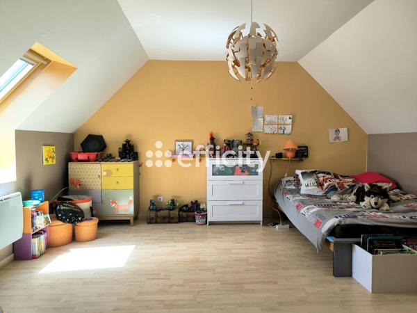 Maison
         5 pièces
        - 115 m² 259 000 € *