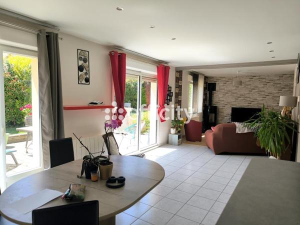 Maison
         5 pièces
        - 115 m² 259 000 € *