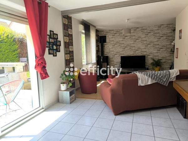 Maison
         5 pièces
        - 115 m² 259 000 € *