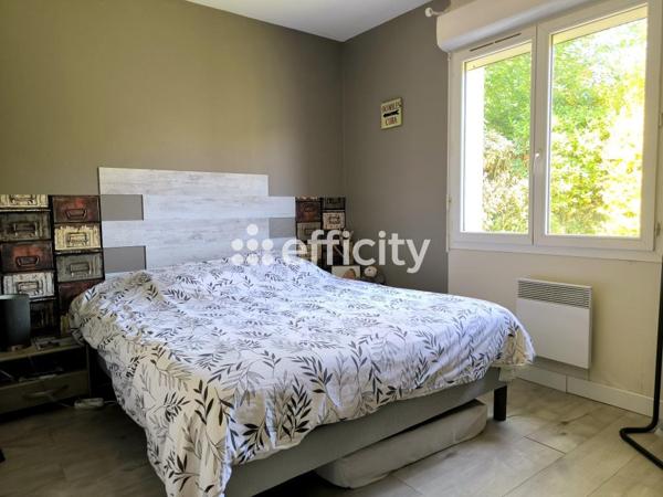 Maison
         5 pièces
        - 115 m² 259 000 € *