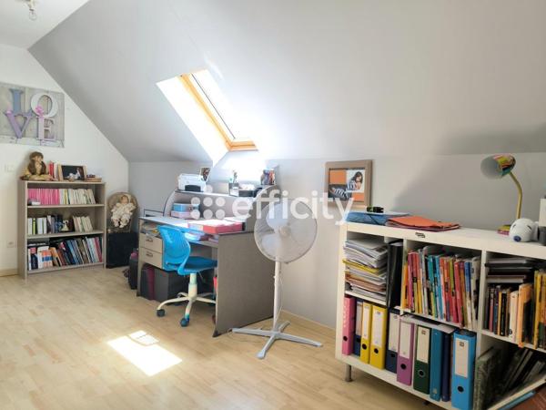 Maison
         5 pièces
        - 115 m² 259 000 € *