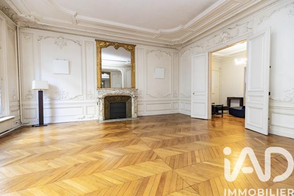 Appartement à vendre 8 pièces 240 m² Paris 8