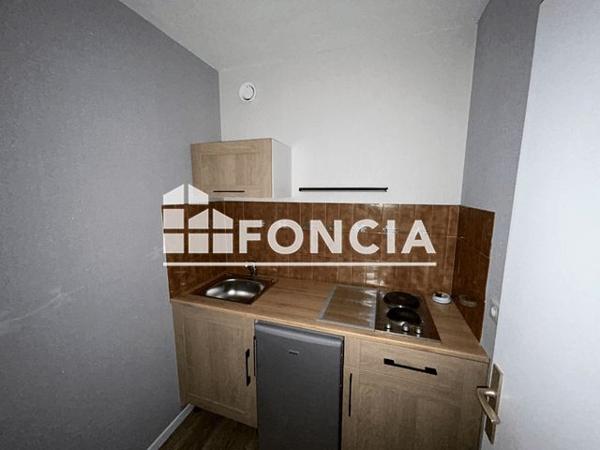 Location Studio 28 m² - 56 COURS BRIAND Charleville Mezieres 08000