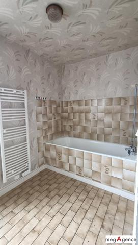 Maison à PRE-EN-PAIL-SAINT-SAMSON, 53140 - 4 pièces 65m²