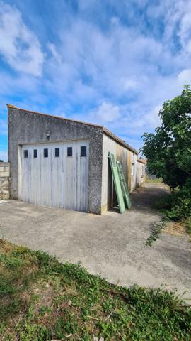 À LOUER Garage de 58 m² avec terrain de 630 m² - La Barre de Monts