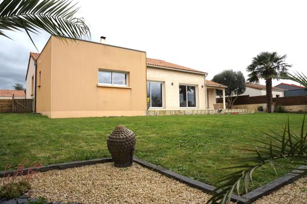 MAISON 146 M2 4 CHAMBRES