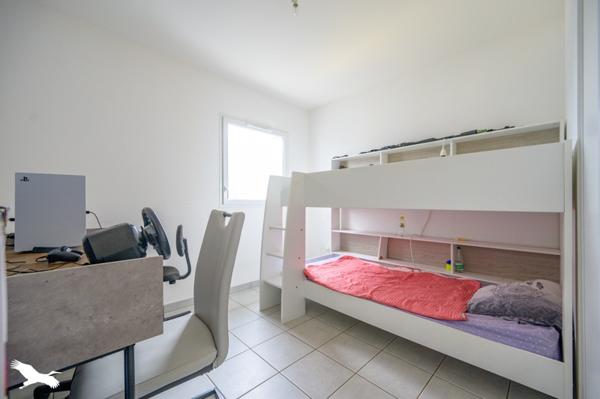 Maison à vendre 265 500 € Sainte-Soulle 5 p 79 m² DPE B