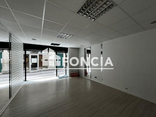 Location Local commercial 1 pièce 91.57 m² - 36 RUE LIMOGEANNE Perigueux 24000