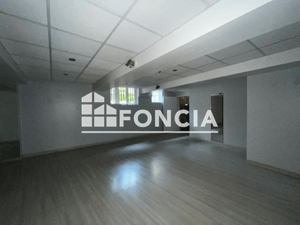 Location Local commercial 1 pièce 91.57 m² - 36 RUE LIMOGEANNE Perigueux 24000