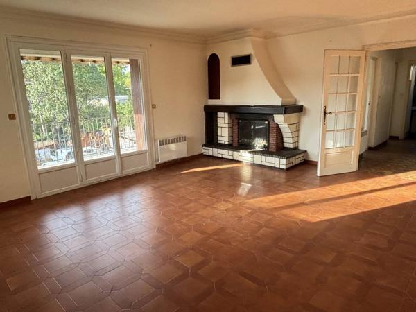 Maison 12 pièces sur 2 niveaux