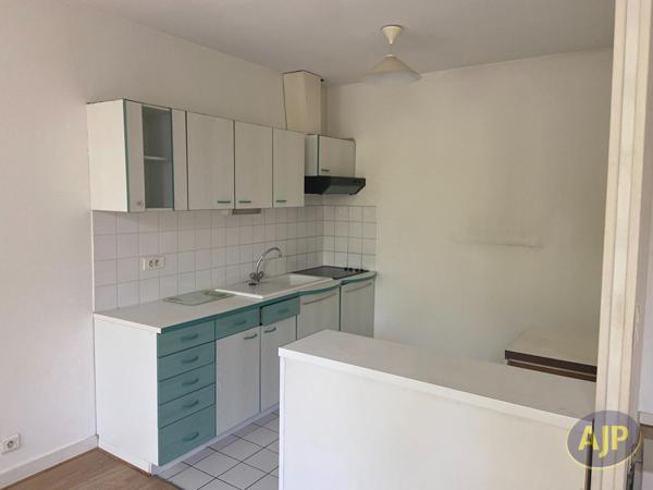 Location appartement Saintes : 780 € - AJP Immobilier Saintes