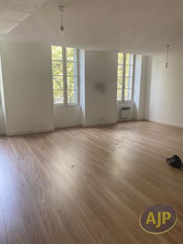 Location appartement Saintes : 780 € - AJP Immobilier Saintes