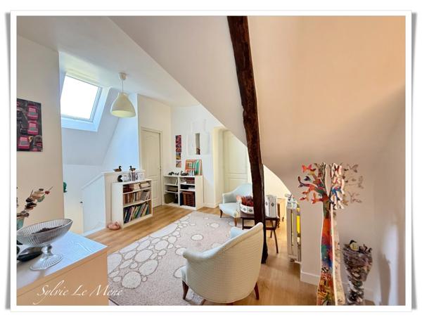 À vendre : Propriété d’exception en plein centre-ville de Pontivy – 5 chambres – Jardin clos – Aucun vis-à-vis