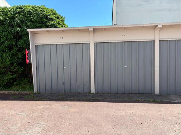 Appartement T3 + 2 CAVES + BOX FERME
