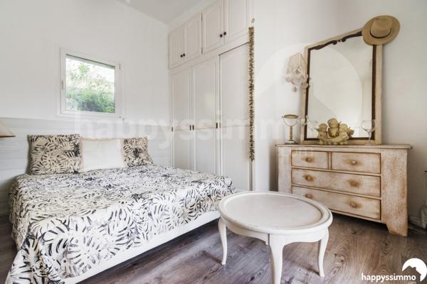 Maison
                                                                                                                                                                                                                                                                                                                        4 pièce(s)                                                                                                                                                                                                          2 chambre(s)                                                                                                                                                                                                          100  m²