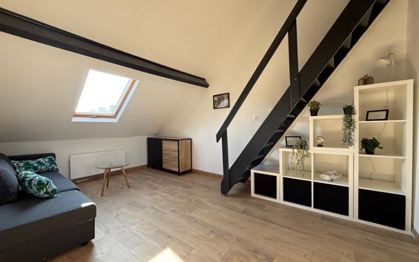 Appartement à louer    2 pièces •  Armentières