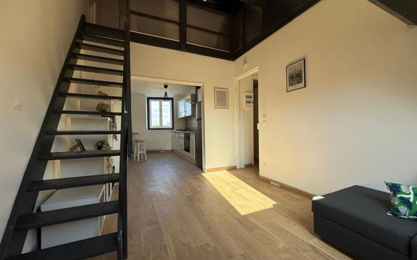 Appartement à louer    2 pièces •  Armentières