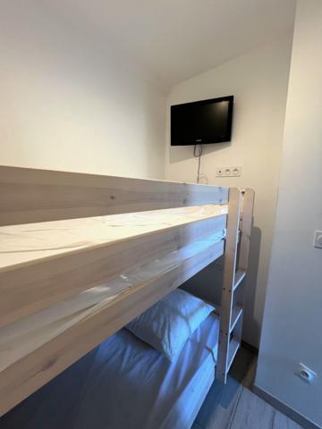 Studio
                                                                                                                                                                                                                                                                                                                        1 pièce(s)                                                                                                                                                                                                          1 chambre(s)                                                                                                                                                                                                          20.02  m²