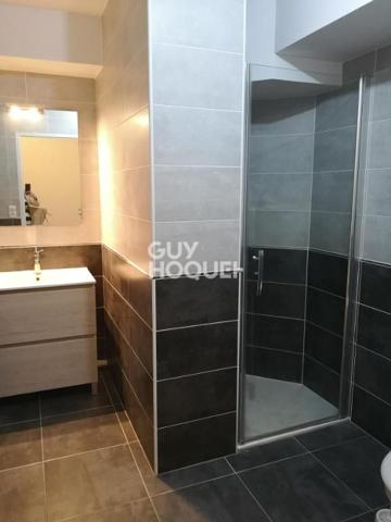 À louer, appartement d'environ 43,3 m², 2 pièces à VILLIERS SUR MARNE (94350).