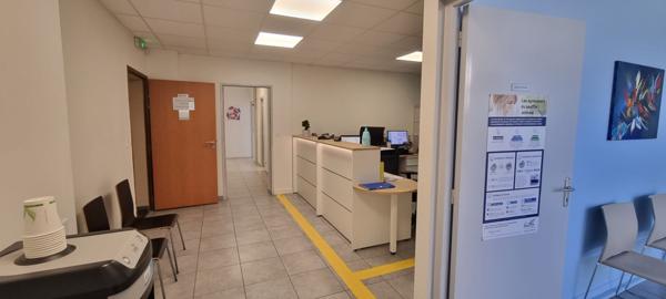 Local commercial Blois 163 m2 divisible blois zone franche