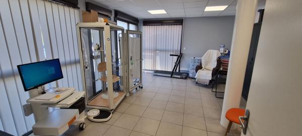 Local commercial Blois 163 m2 divisible blois zone franche