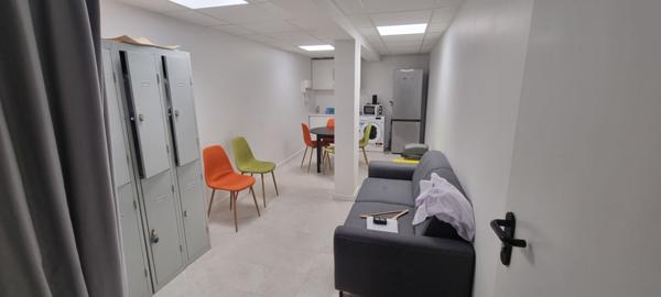 Local commercial Blois 163 m2 divisible blois zone franche