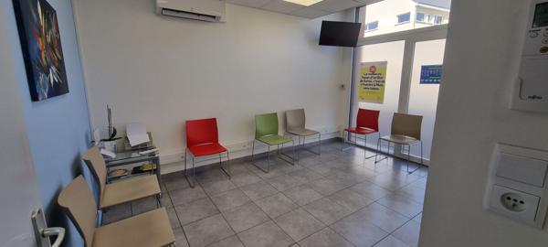 Local commercial Blois 163 m2 divisible blois zone franche