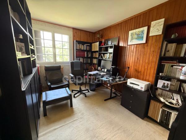 Maison à vendre 8 pièces UZER (65)