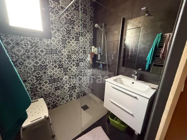 Maison à vendre 8 pièces UZER (65)