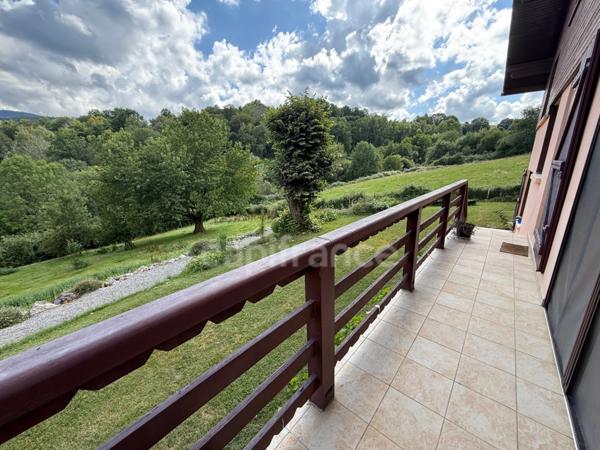 Maison à vendre 8 pièces UZER (65)