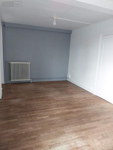 Appartement à louer à Pont-Audemer dans l'Eure (27500), ref : 065/362   
Centre ville