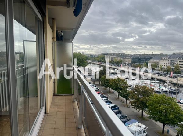 Bureaux - À Louer - Caen