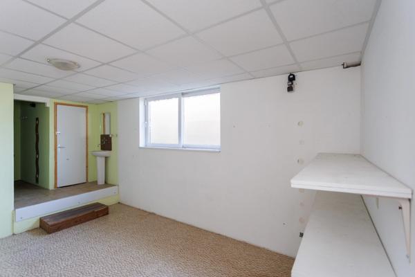 Local Commercial / Artisanal 475 m2 à vendre DIGOIN (71), accès direct RCEA et A 89 à 3 min