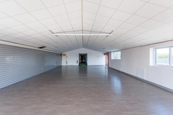 Local Commercial / Artisanal 475 m2 à vendre DIGOIN (71), accès direct RCEA et A 89 à 3 min