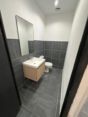ROUBAIX - Bureau Roubaix 36.6 m2 RDC d'immeuble mixte - A proximité de la gare de Roubaix